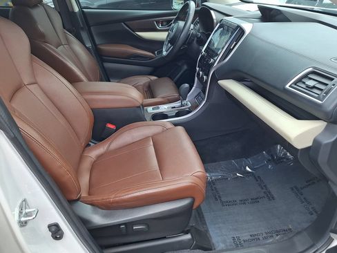 Used 2022 Subaru Ascent Touring AWD/4WD image 30