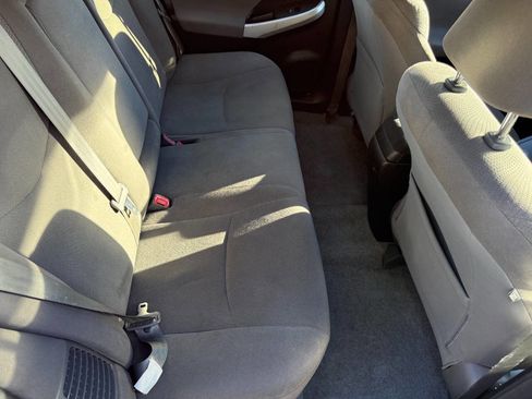 Used 2013 Toyota Prius Two image 27