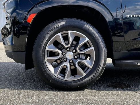 Used 2022 Chevrolet Tahoe LT w/ LT Signature Plus Package AWD/4WD image 7