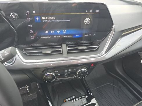 New 2026 Chevrolet Trax ACTIV w/ Sunroof Package image 30