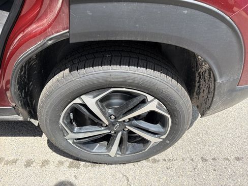 Used 2023 Chevrolet TrailBlazer RS AWD/4WD image 12