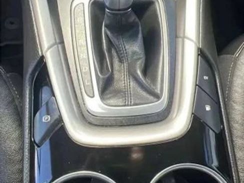 Used 2016 Ford Fusion Energi SE FWD image 25