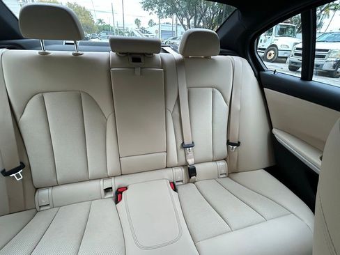 Used 2022 BMW 330i Sedan w/ Driving Assistance Package RWD image 14