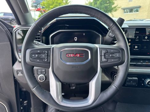 Used 2025 GMC Sierra 1500 SLT AWD/4WD image 25