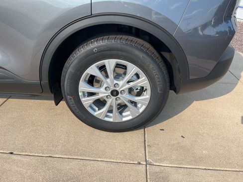 New 2025 Ford Escape Active w/ Cold Weather Package image 41