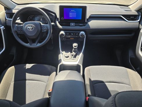 Used 2025 Toyota RAV4 LE AWD/4WD image 10