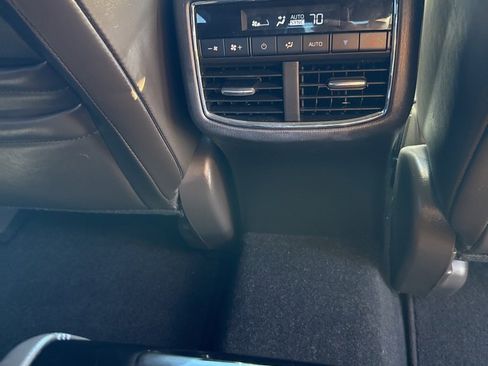 Used 2022 MAZDA CX-9 Signature image 21