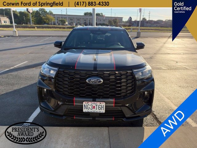 Used 2025 Ford Explorer ST-Line AWD/4WD image 2
