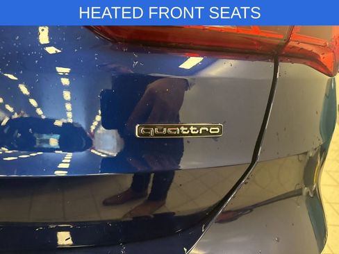 Used 2025 Audi Q3 2.0T Premium w/ Convenience Package image 16