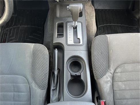 Used 2015 Nissan Frontier PRO-4X image 25