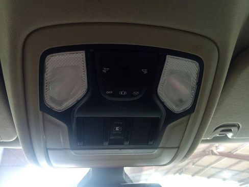 Used 2019 RAM 1500 Big Horn AWD/4WD image 18