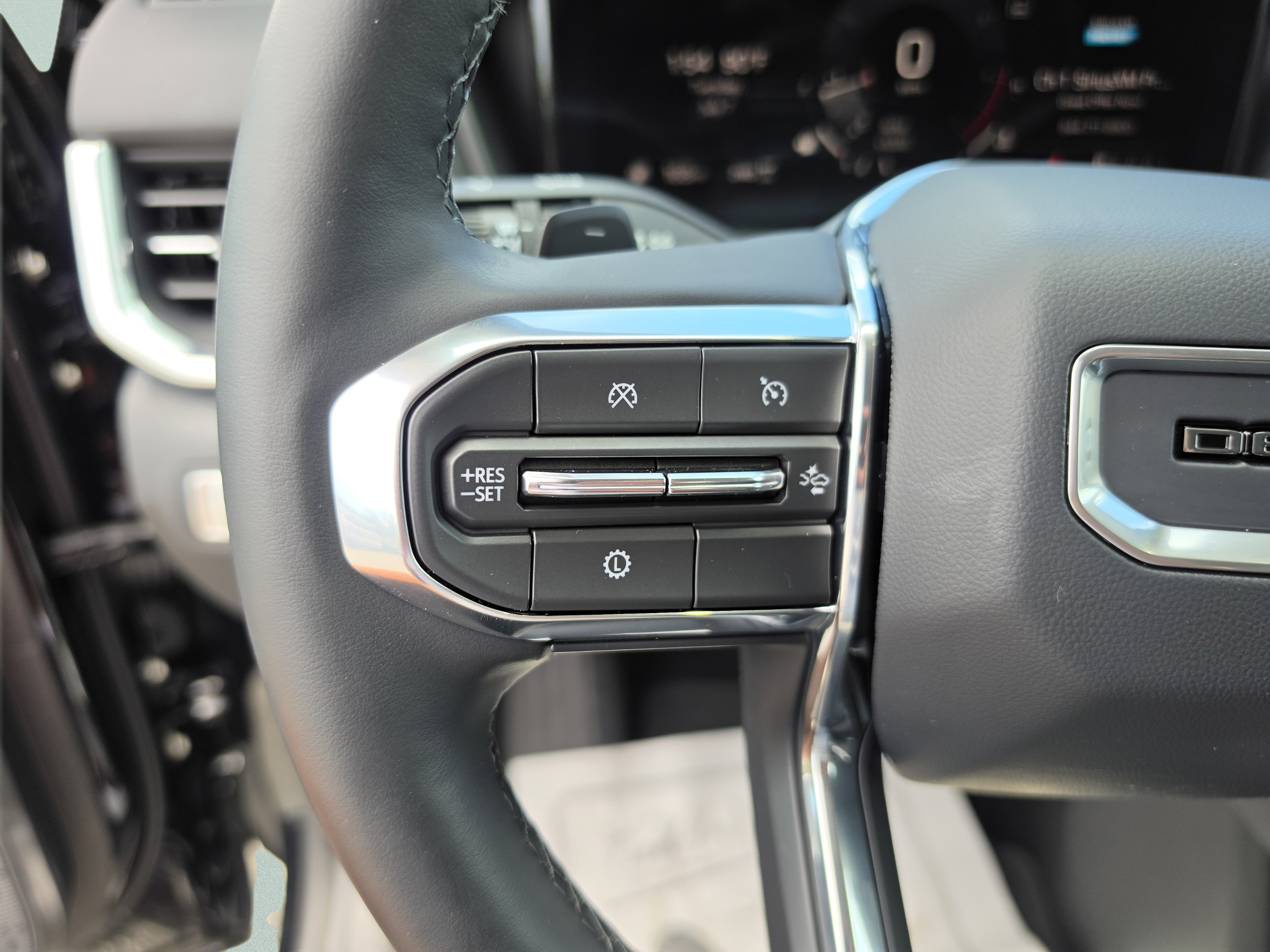 Used 2026 GMC Terrain Denali AWD/4WD image 36