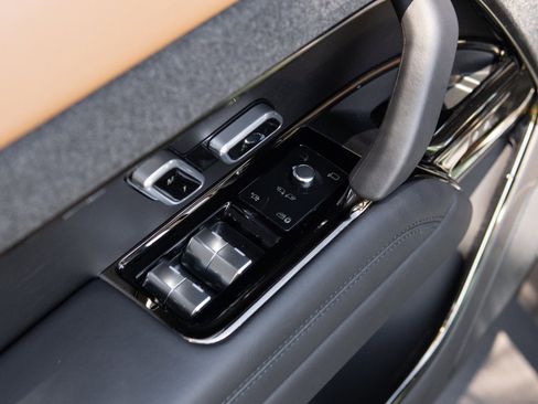 Used 2025 Land Rover Range Rover Sport Dynamic SE AWD/4WD image 29