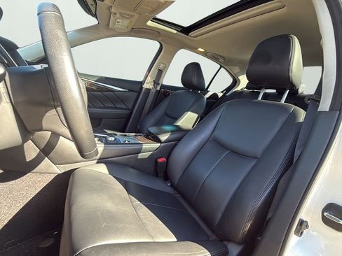 Used 2018 INFINITI Q50 Luxe image 9