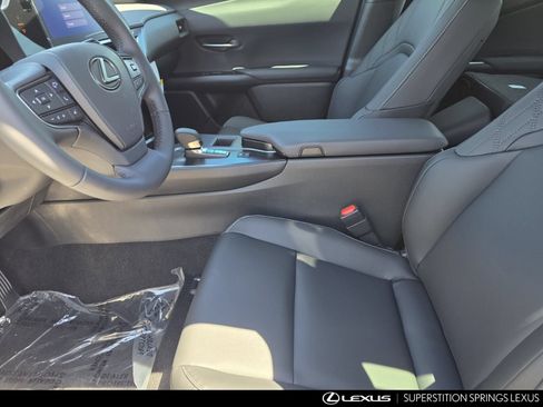New 2026 Lexus UX 300h FWD image 15