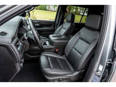 Used 2024 Chevrolet Tahoe LT image 11