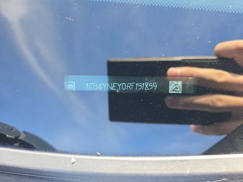 Used 2024 Chevrolet Silverado 2500 LT w/ Convenience Package AWD/4WD image 35