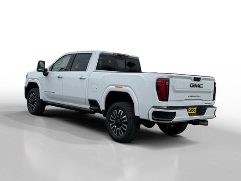 New 2025 GMC Sierra 2500 Denali Ultimate w/ Max Trailering Package image 3