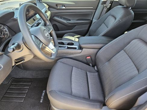 Certified 2025 Nissan Altima 2.5 SV w/ SV Special Edition Package FWD image 9