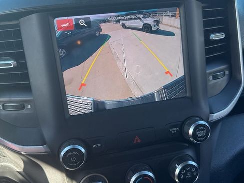 Used 2022 RAM 2500 Big Horn image 22