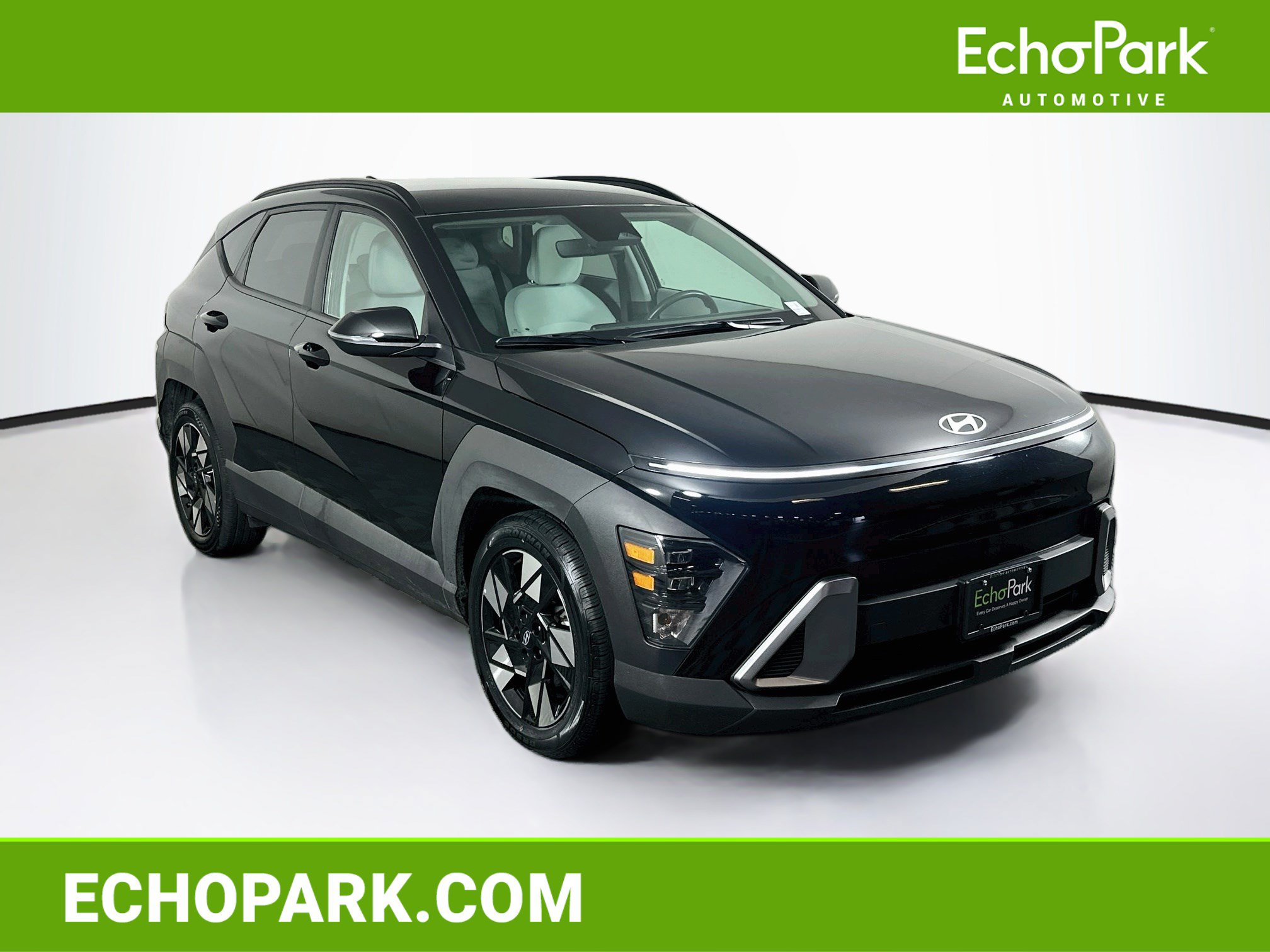 Used 2025 Hyundai Kona SEL FWD image 1
