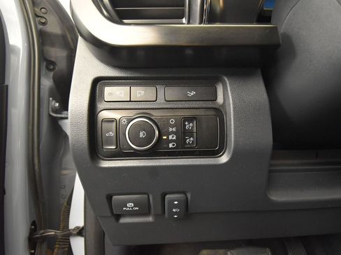 Used 2024 Ford F250 Lariat image 32