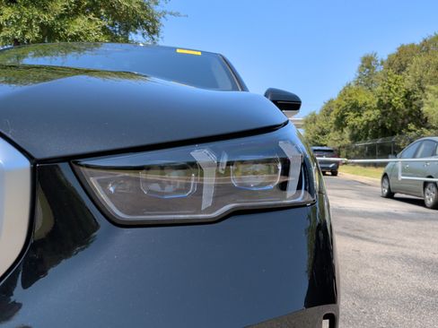 Used 2026 BMW i5 eDrive40 RWD image 3