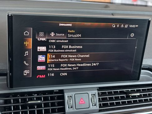 Used 2023 Audi Q5 2.0T Premium w/ Convenience Package image 18