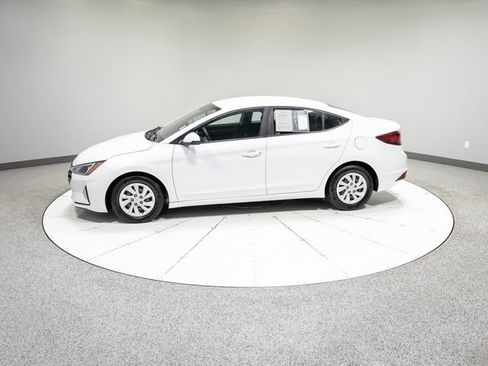 Used 2019 Hyundai Elantra SE w/ Cargo Package FWD image 29