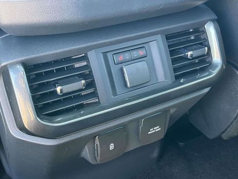 Used 2021 Ford F150 Lariat w/ Equipment Group 502A High AWD/4WD image 20