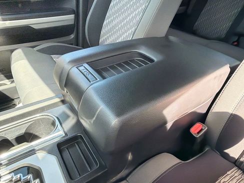 Used 2021 Toyota Tundra SR5 w/ SR5 Upgrade Package AWD/4WD image 20