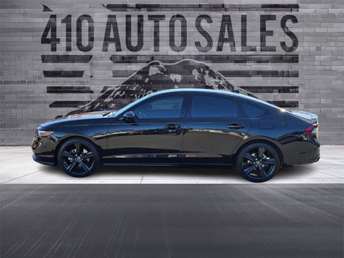 Used 2024 Honda Accord Sport image 7