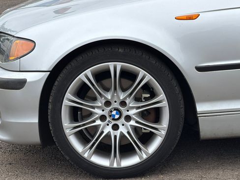 Used 2005 BMW 330i Sedan RWD image 22