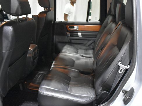 Used 2010 Land Rover LR4 HSE image 37