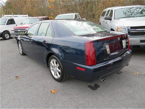 Used 2005 Cadillac STS w/ Preferred Equipment Group RWD image 19