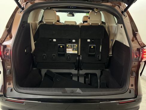 Used 2021 Toyota Sienna Limited FWD image 26