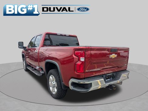 Used 2022 Chevrolet Silverado 2500 LTZ w/ LTZ Plus Package AWD/4WD image 6