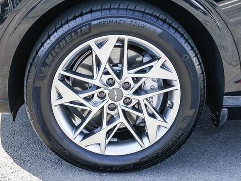 Used 2025 Genesis GV70 2.5T image 9