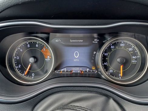 Used 2019 Jeep Cherokee Limited AWD/4WD image 18