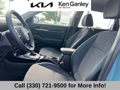 Used 2024 Kia Seltos S AWD/4WD image 12