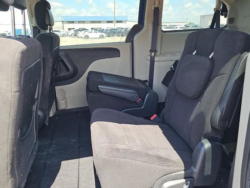Used 2013 Dodge Grand Caravan SE FWD image 11