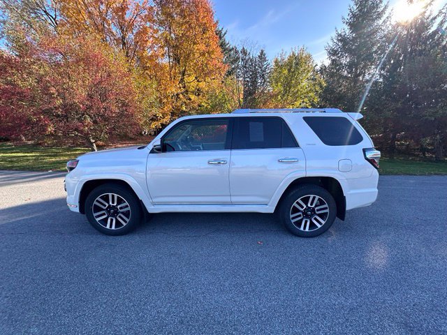 Used 2023 Toyota 4Runner Limited AWD/4WD image 6
