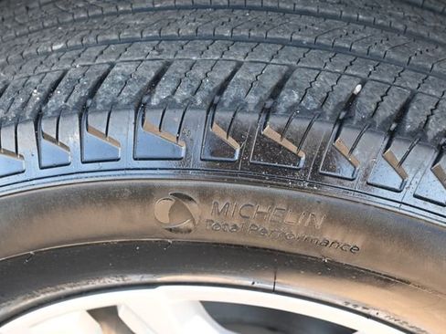 Used 2023 Chevrolet Silverado 1500 RST image 27