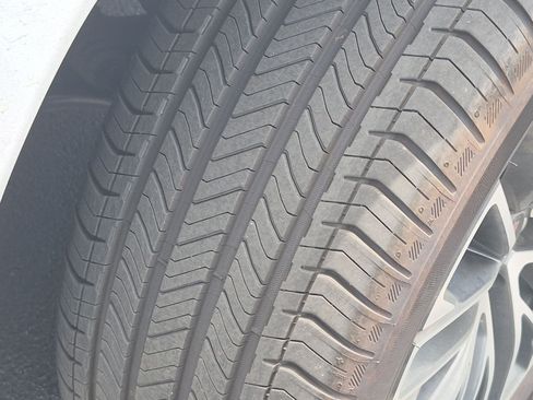 Used 2026 GMC Terrain Denali w/ LPO, Floor Liner Package AWD/4WD image 12