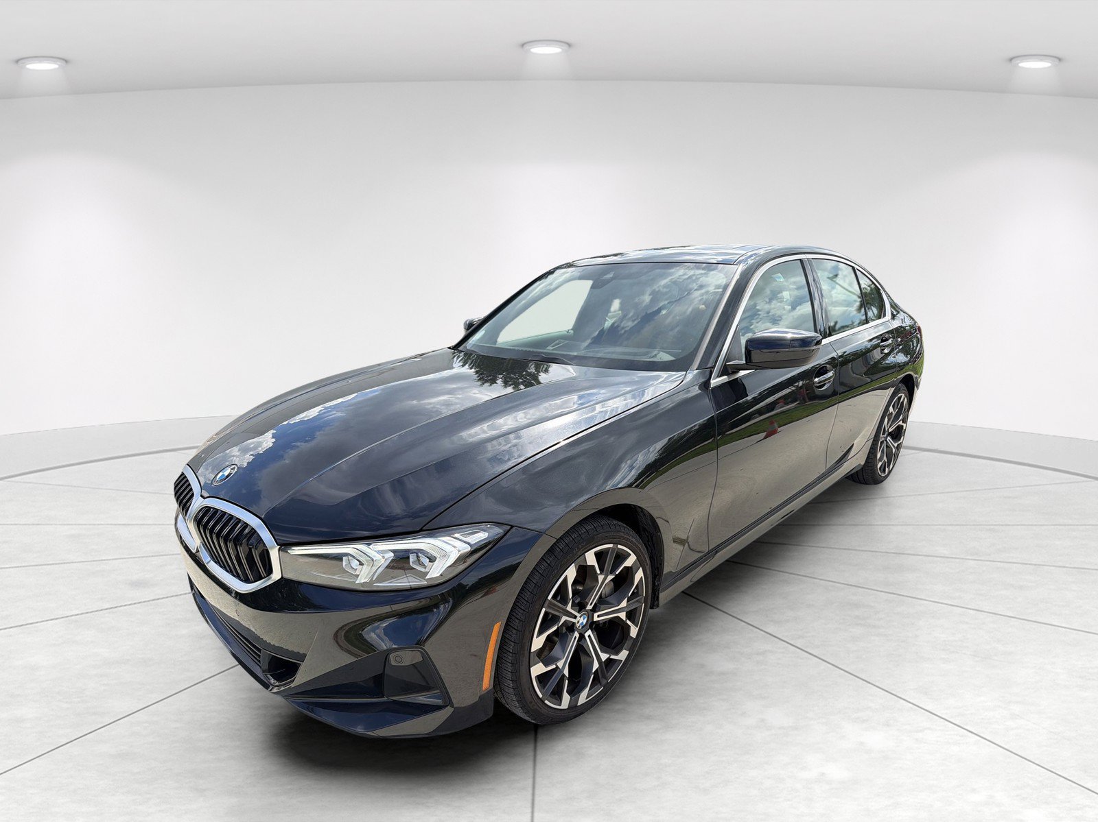 Used 2026 BMW 330i Sedan RWD image 8