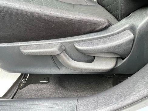 Used 2024 Nissan Kicks SV image 24