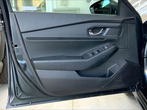 Used 2024 Honda Accord EX image 22