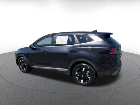 Used 2026 Kia Sportage LX FWD image 10