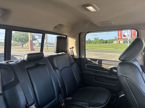 Used 2021 RAM 2500 Laramie AWD/4WD image 33