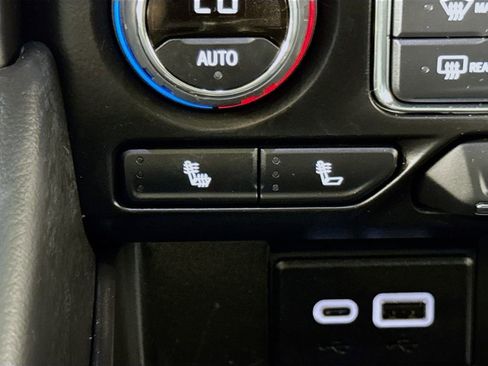 Certified 2024 Chevrolet Tahoe Z71 w/ Luxury Package image 18